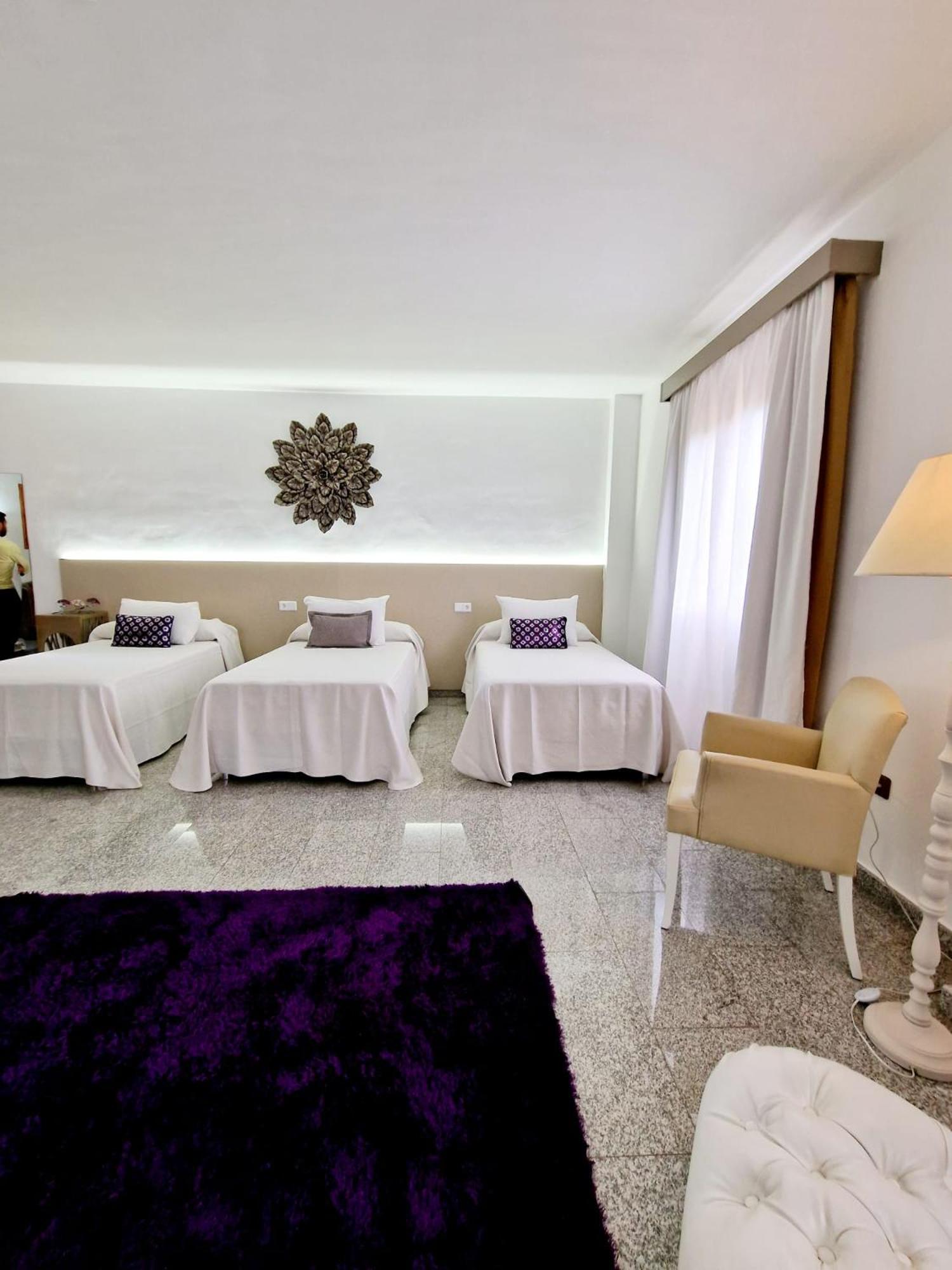 Hotel Plaza Del Castillo Málaga Quarto foto